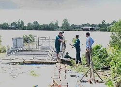 Cà Mau: Sạt lở 'nuốt chửng' nhiều nhà dân, thiệt hại hơn 2 tỷ đồng