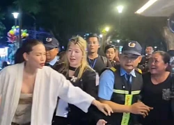 Hà Hồ hành động sốc khi fan lớn tuổi đuổi theo bắt tay, suýt bị bảo làm ngã