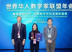 Hai thiên tài toán học cùng xuất hiện trong một khung hình: Vi Thần bất ngờ "phá vỏ", sôi nổi tranh luận trước đám đông
