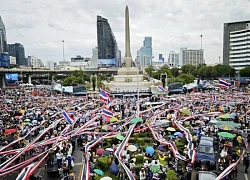 Hàng nghìn người biểu tình tại Bangkok yêu cầu Thủ tướng Thái Lan Paetongtarn từ chức