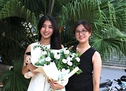 Mẹ tiến sĩ, bố kỹ sư, hai con giỏi giang: Tình yêu giúp dựng lên mái ấm