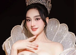 Nữ nghệ sĩ đem 30 tỷ tiền mặt đi mua biệt thự, U50 trẻ đẹp như 30, không chồng sau đổ vỡ hôn nhân