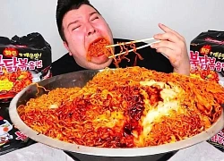 'Thánh mukbang' một năm sau cú lừa gây sốc toàn thế giới