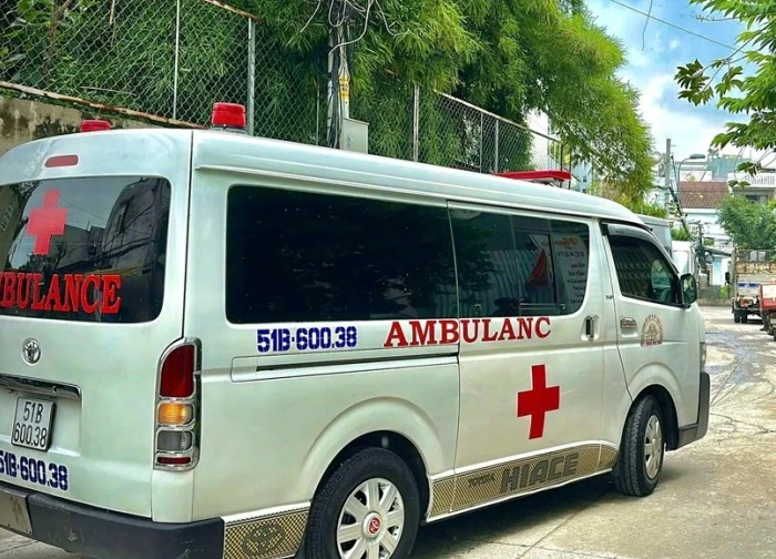 Tìm người thân người đàn ông tử vong trong nhà trọ ở quận 8
