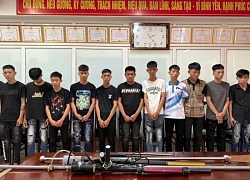 Triệu tập nhóm vị thành niên diễu phố múa kiếm, quay TikTok