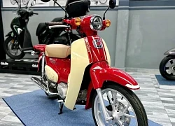 Xe số 110cc Honda Super Cub đẹp cổ điển có ABS, xịn hơn Future về Việt Nam có giá ra sao khiến dân tình xôn xao?