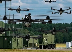 Anh cam kết cấp thêm 100.000 thiết bị bay không người lái cho Ukraine