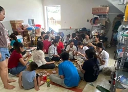 Cặp vợ chồng phố núi nấu gần 100 suất cơm miễn phí cho sĩ tử thi vào lớp 10