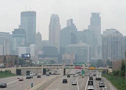 Cháy rừng dữ dội ở Canada, khói bụi ô nhiễm lan tận châu Âu
