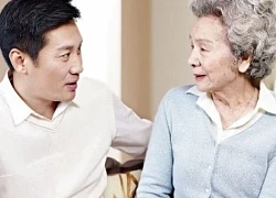 Chiếc điện thoại thông minh không ngờ đo được lòng tôi dành cho mẹ