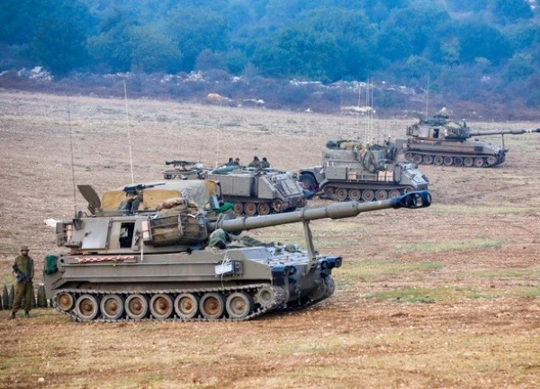 Israel pháo kích vào Syria