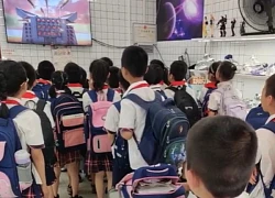 Mở cửa hàng gần trường học nhưng thua lỗ ê chề, cặp vợ chồng bất ngờ "đổi đời" nhờ làm hành động vô cùng bình thường