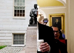Mỹ ngừng cấp thị thực cho sinh viên quốc tế của Đại học Harvard