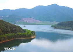 Nghệ An: Vẻ đẹp hoang sơ, yên bình của hồ Xuân Dương thu hút du khách