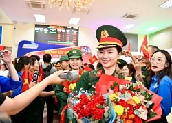 Nữ thiếu úy hoãn đám cưới, lên đường thực hiện nhiệm vụ diễu binh A80