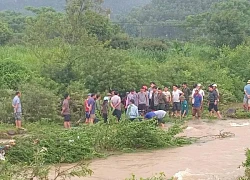 Nửa đêm, n.ữ sin.h 17 tuổi bị lũ cuốn t.ử von.g khi trên đường trở về nhà