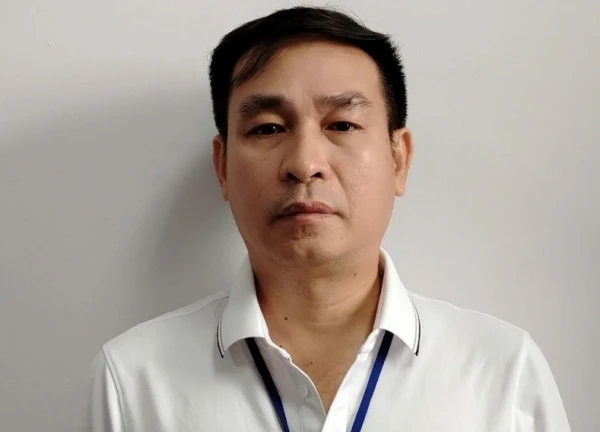 Phó giám đốc chiếm đoạt tiền của học viên bằng chiêu chạy trúng tuyển