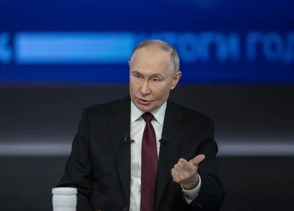 Tổng thống Putin đưa ra tuyên bố sau loạt tấn công của Ukraine vào sâu lãnh thổ Nga