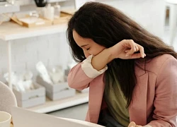 Trót 'tình một đêm' với anh hàng xóm, vợ bị trừng phạt theo cách khó tin