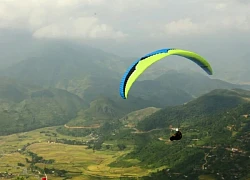Bay dù lượn ngắm miền di sản Phong Nha - Kẻ Bàng