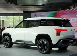 Mitsubishi DST Concept "chào" khách Việt: SUV 7 chỗ đối đầu CX-5, CR-V