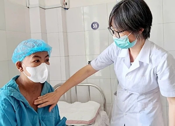 Đà Nẵng: Điều trị đa u tủy xương tại chỗ, bệnh nhân không phải đi xa