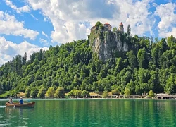 Cảnh sắc mùa Hè tại hồ Bled, Slovenia