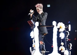 G-Dragon gặp "biến" khi làm concert tại Trung Quốc, liên tục cúi đầu xin lỗi