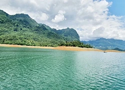 "Lạc trôi" trên dòng sông Gâm, nghe hát Then giữa đất trời Hà Giang, Tuyên Quang