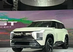 Mitsubishi hé lộ mẫu SUV 7 chỗ mới tại Hà Nội