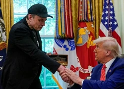 Nước Mỹ nín thở dõi theo "cuộc khẩu chiến" giữa ông Trump và tỷ phú Musk