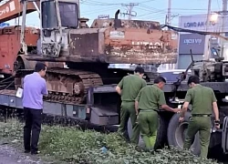 Trượt ngã trong mưa, 2 người phụ nữ bị xe đầu kéo cán tử vong