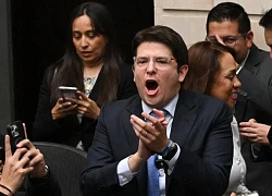 Ứng viên Tổng thống Colombia bị bắn vào đầu khi đang vận động tranh cử