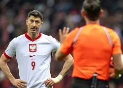 Bị tước băng đội trưởng, Lewandowski tức giận không lên tuyển Ba Lan