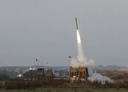 CBS News: Israel thông báo cho Mỹ sẵn sàng tấn công Iran