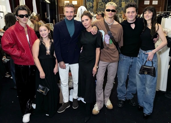 Con cả nhà Beckham quyết tâm cắt đứt với gia đình khiến các em ruột quá đau lòng!