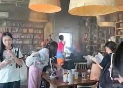 Hà Nội: Cháy quán Tiny Cafe ở tầng 19, nhiều khách hàng vội vàng thu dọn đồ đạc thoát thân