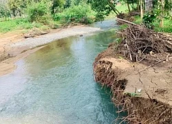 Tăng nguy cơ gây sạt lở khu vực ven sông suối do mưa lớn