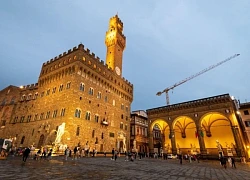 Thành phố Florence (Italy) dỡ bỏ 'quái vật kim loại' sau 20 năm gây chướng mắt