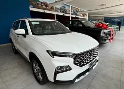 'Cuộc chiến' phân khúc xe gầm cao hạng C