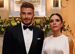 David Beckham chính thức được phong tước "Hiệp sĩ", Victoria thành "Lady", hào quang chói lọi!