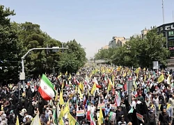 Iran: Cuộc không kích của Israel là "lời tuyên bố chiến tranh"
