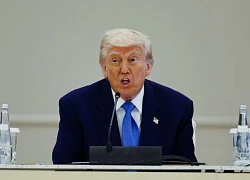 Israel tấn công Iran, Tổng thống Trump "đứng ngồi không yên"