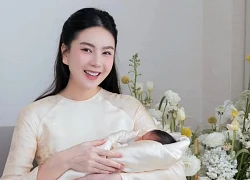 MC Mai Ngọc khoe ảnh góc nghiêng của con trai: Dậy sớm cho bé tập luyện bằng phương pháp kích thích thị giác