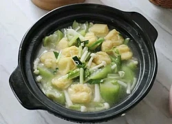 Mướp đầu mùa hè nấu cùng 2 nguyên liệu này sẽ được một nồi canh giúp cả nhà giải nhiệt, ngon miệng, hao cơm