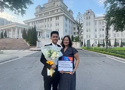 Nam sinh "đa nhiệm" nhất mùa hè này: Thức phỏng vấn lúc 3h sáng, vừa đi học vừa kinh doanh vẫn ẵm trọn học bổng 45 tỷ từ 20 trường
