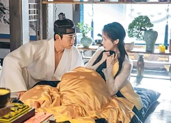 Phim mới của em út SNSD gây bất ngờ với cảnh 'giường chiếu' ngay tập đầu