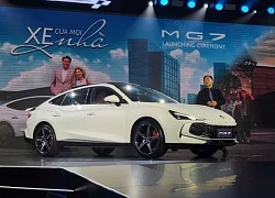 Sedan tiền tỷ giảm giá nhiều vẫn khó thoát 'ế'