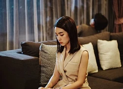 Bố chồng mất, tôi lặng lẽ lau ảnh thờ thì thấy phía sau có dòng chữ khiến tôi run lẩy bẩy, không biết phải sống sao