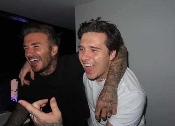 Cậu cả nhà Beckham nhất quyết "silent treatment" dù bố mẹ níu kéo hết mức, nàng dâu bị gạt phăng khỏi ảnh gia đình
